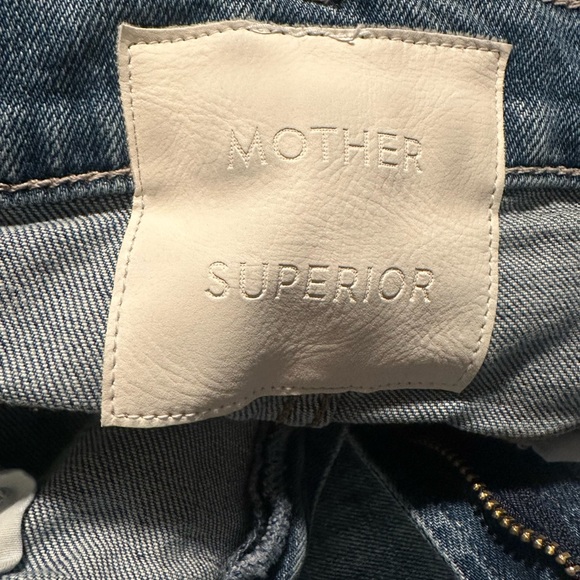 MOTHER SUPERIOR - Picture 2 of 10